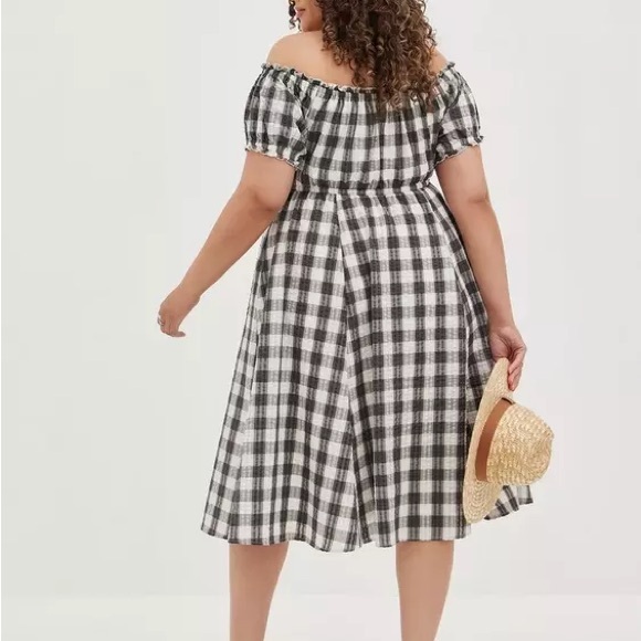 Torrid Black and White Checkered Midi Dress - Picture 3 of 5